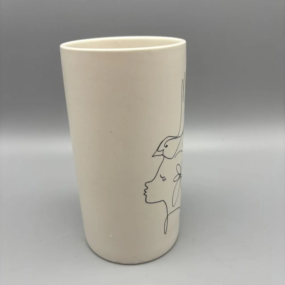 Antheia Goddess Of Flowers Line Drawing Vase‎